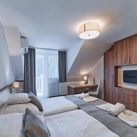Hotel Tokajer Wellness Panzio à Keszthely Extérieur photo